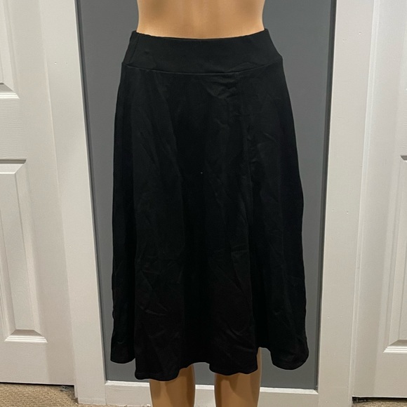 Junees Dresses & Skirts - Junees Patty Skirt